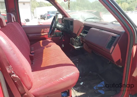 1993 Chevrolet Gmt-400 C1500 z USA, uszkodzony, nr VIN 1GCDC14Z6PE104819